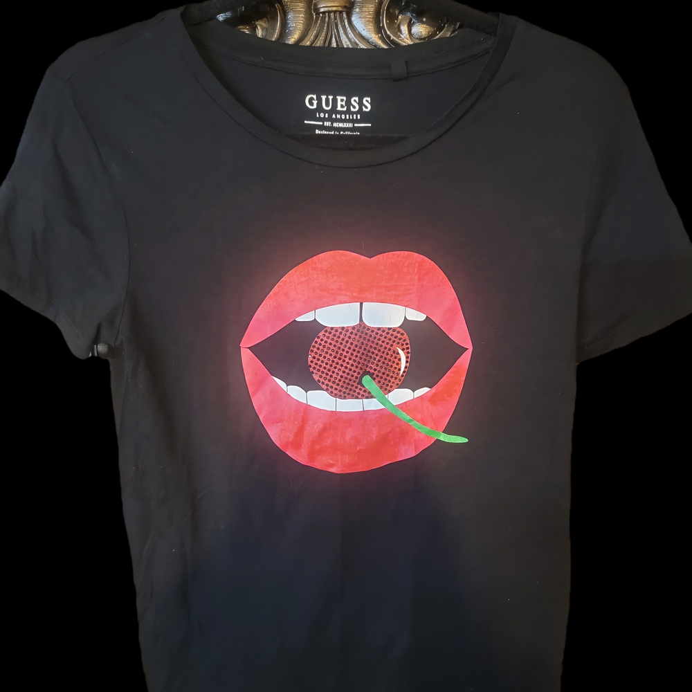 Guess Black Tee with Red Lips Graphic